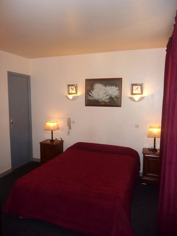 Hotel Longo Mai Arles Zimmer foto